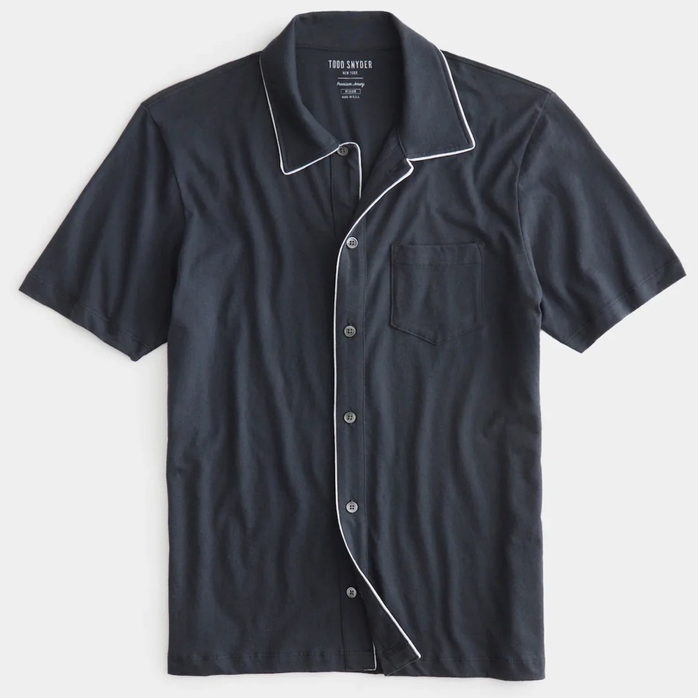 TODD SNYDER MONTAUK TIPPED FULL PLACKET POLO IN RAILINGS (MEDIUM)